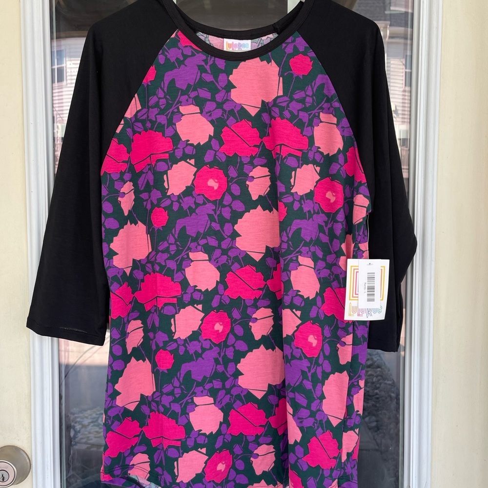 Black sleeve Lularoe Randy NWT